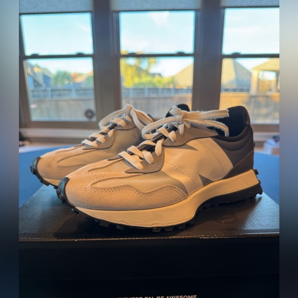 FIGS + New Balance 327 Sneakers | Ombre Grey | Size 8 - Picture 7 of 14